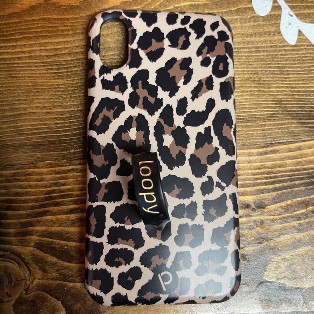 iPhone XR loopy case